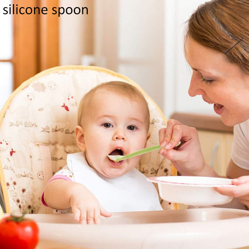 Baby-Trainingslöffel aus lebensmittelechtem Silikon